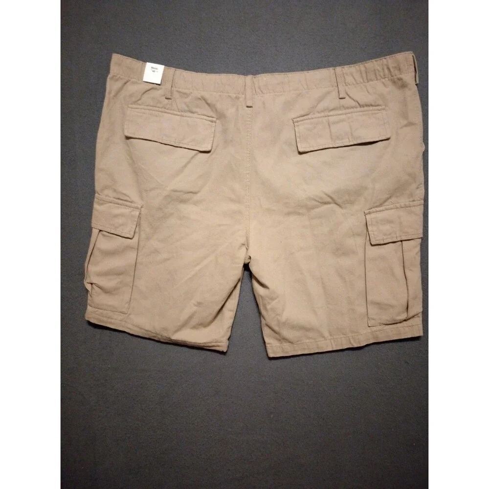 New Wrangler Authentics Men’s Cargo Shorts Tan Size 48